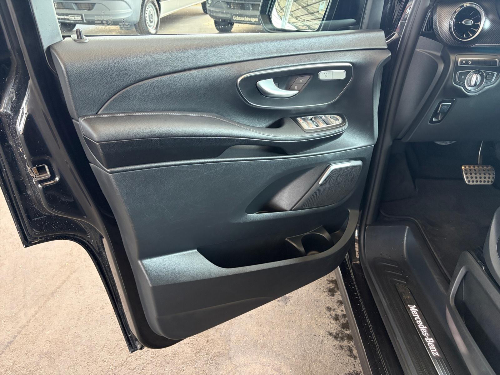 Mercedes-Benz V 300 AVANTGARDE EDITION XL+NAVI+DISTR+360°+AMG — Bild 7