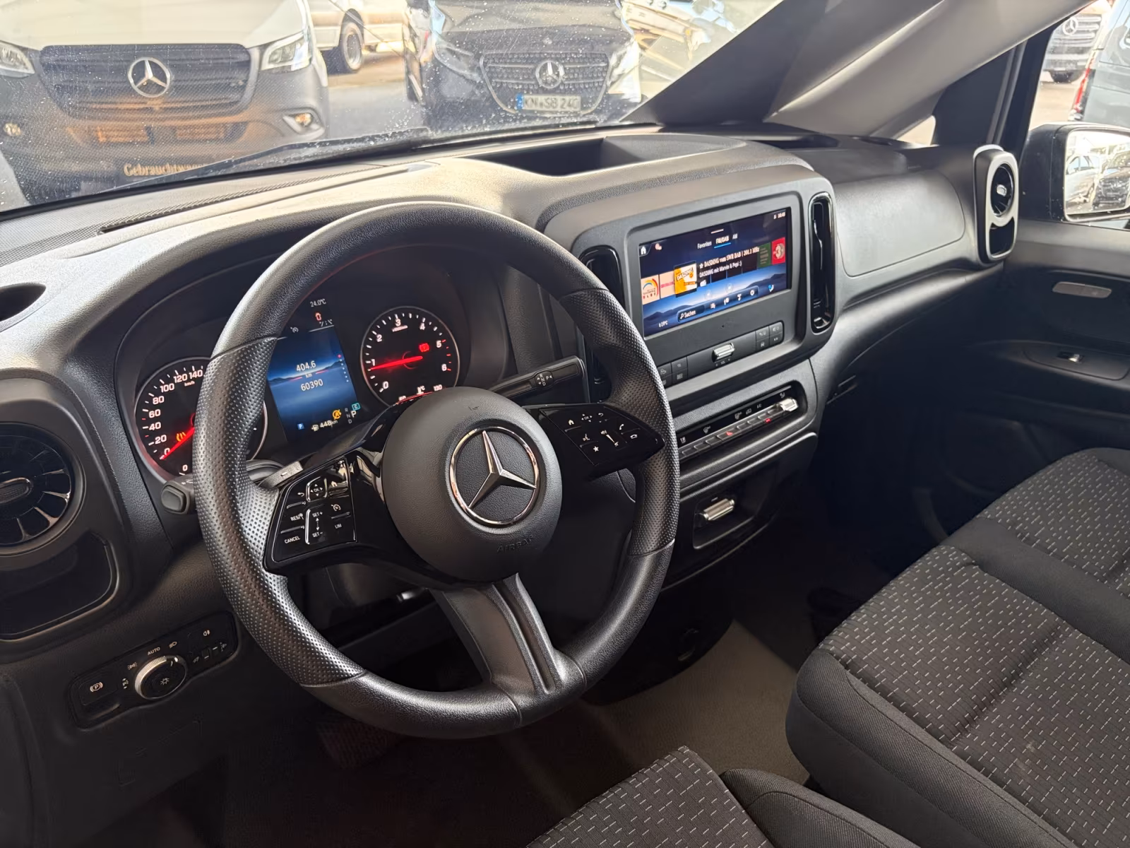 Mercedes-Benz Vito 116 TOURER PRO XL+NAVI+AHK+KAMERA+KLIMA+9SI — Bild 9