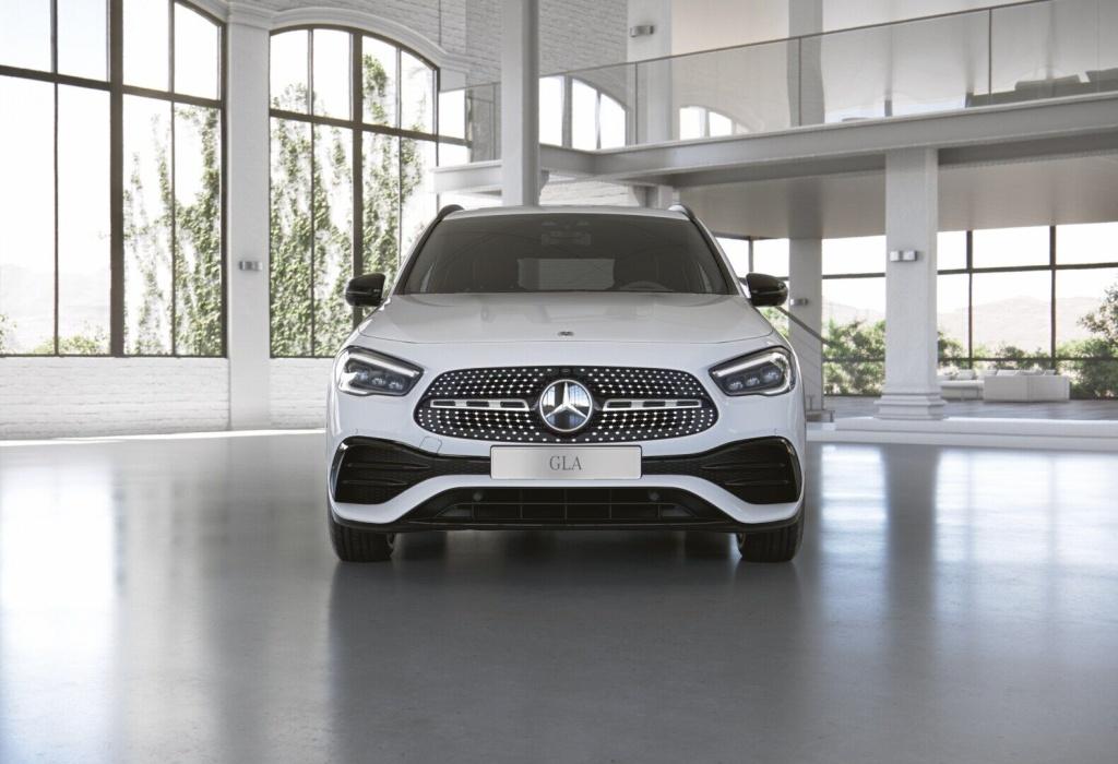 Mercedes-Benz GLA 250 4M AMG+AMBIENTEBEL.+DISTRONIC+AHK+360KAM — Bild 2