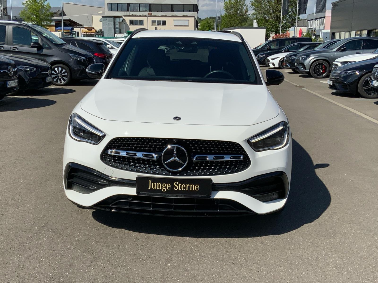 Mercedes-Benz GLA 250 4M AMG+AMBIENTEBEL.+DISTRONIC+AHK+360KAM — Bild 19