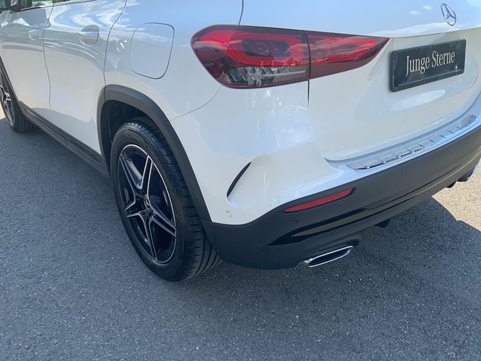 Mercedes-Benz GLA 250 4M AMG+AMBIENTEBEL.+DISTRONIC+AHK+360KAM — Bild 22