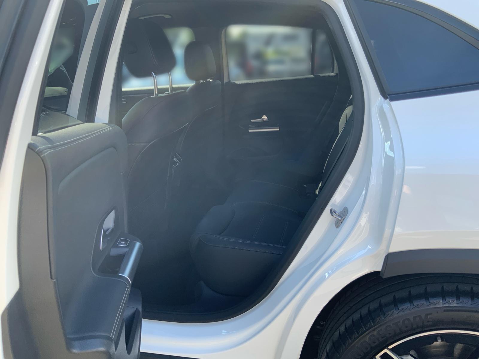 Mercedes-Benz GLA 250 4M AMG+AMBIENTEBEL.+DISTRONIC+AHK+360KAM — Bild 29
